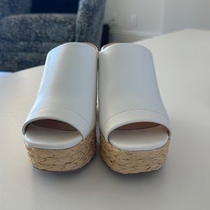 White Lulus chunky wedge shoe size 8 worn once